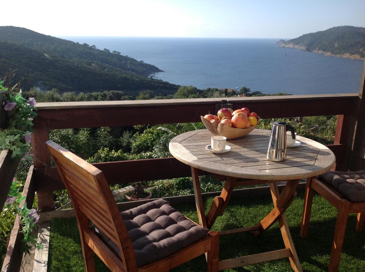 La Coccinelle Aparthotel Ile du Levant Luaran gambar