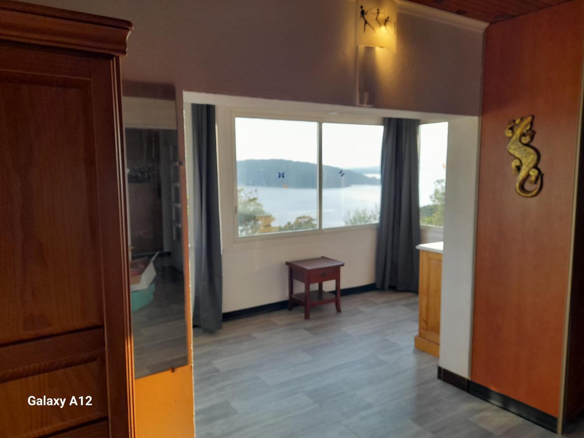 La Coccinelle Aparthotel Ile du Levant Luaran gambar