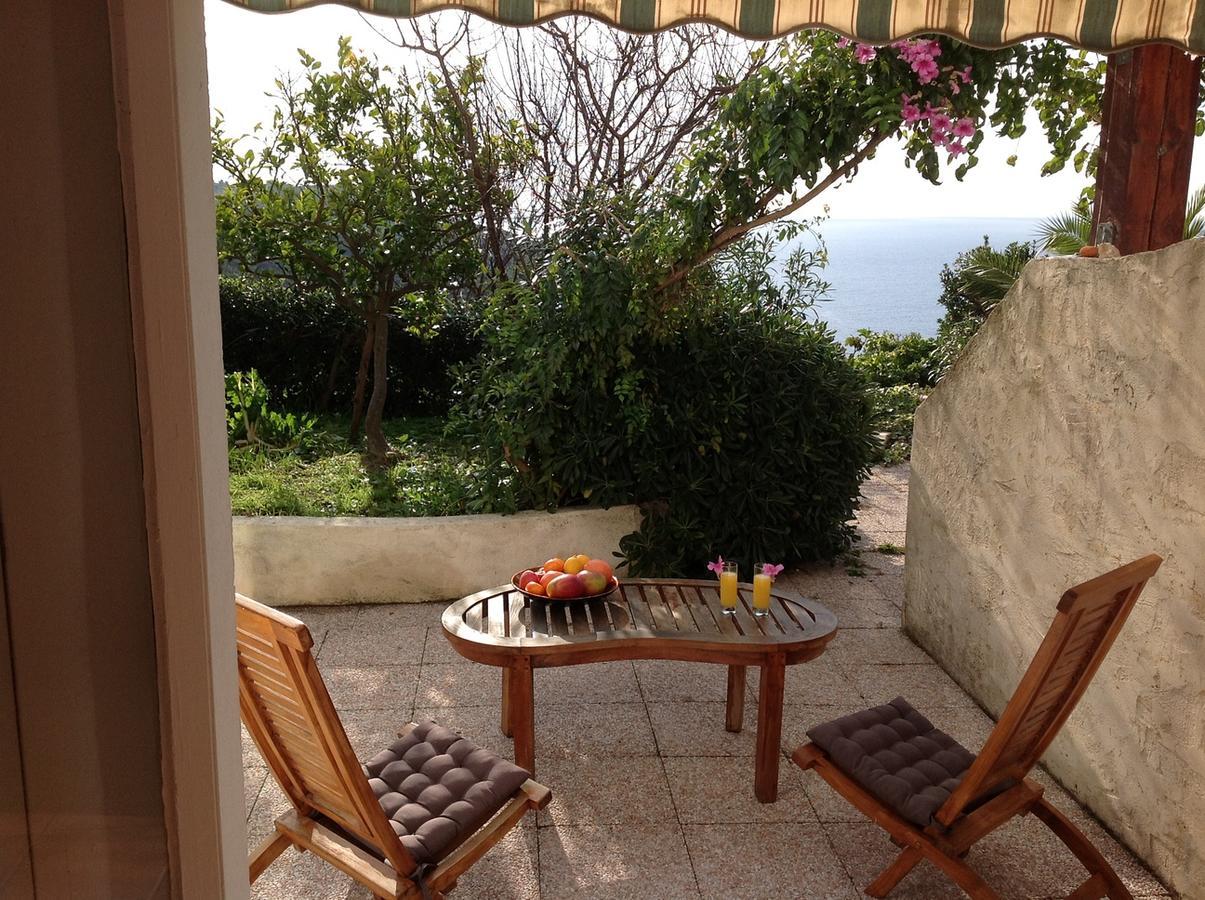 La Coccinelle Aparthotel Ile du Levant Luaran gambar