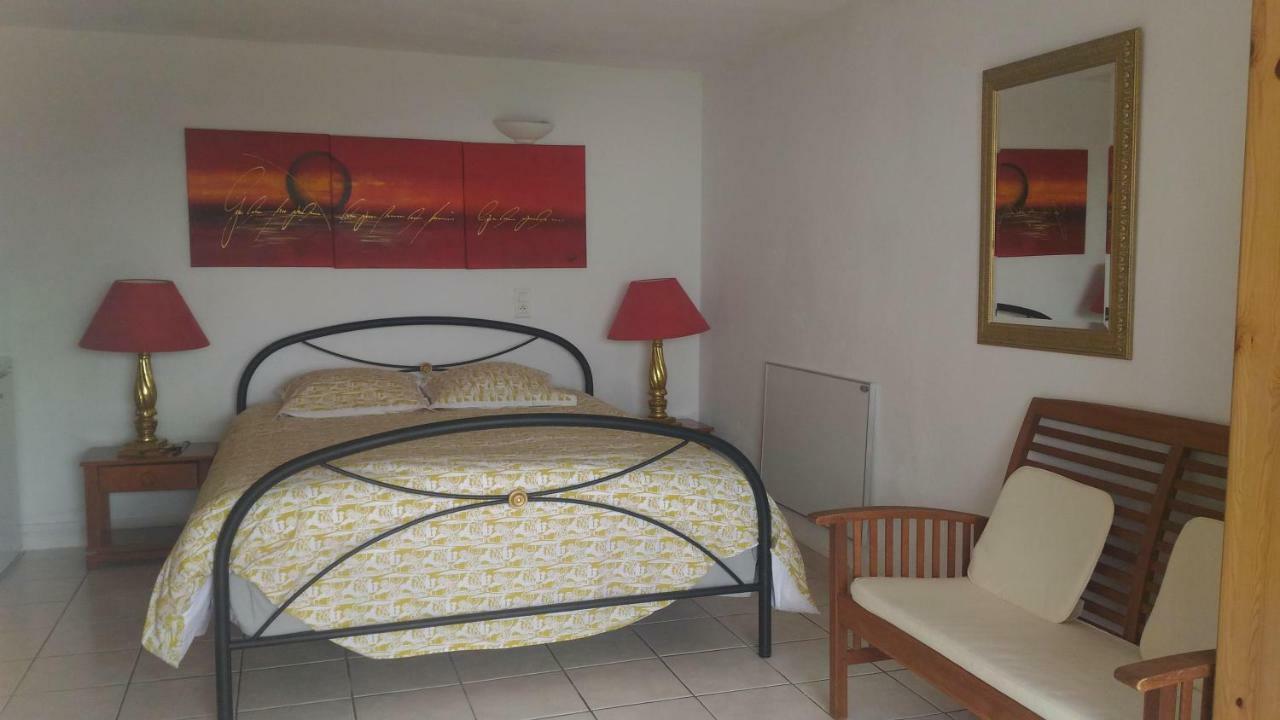 La Coccinelle Aparthotel Ile du Levant Luaran gambar